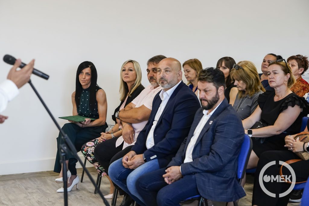 Önkormányzati képviselők, a térség polgármesterei is meghívást kaptak.