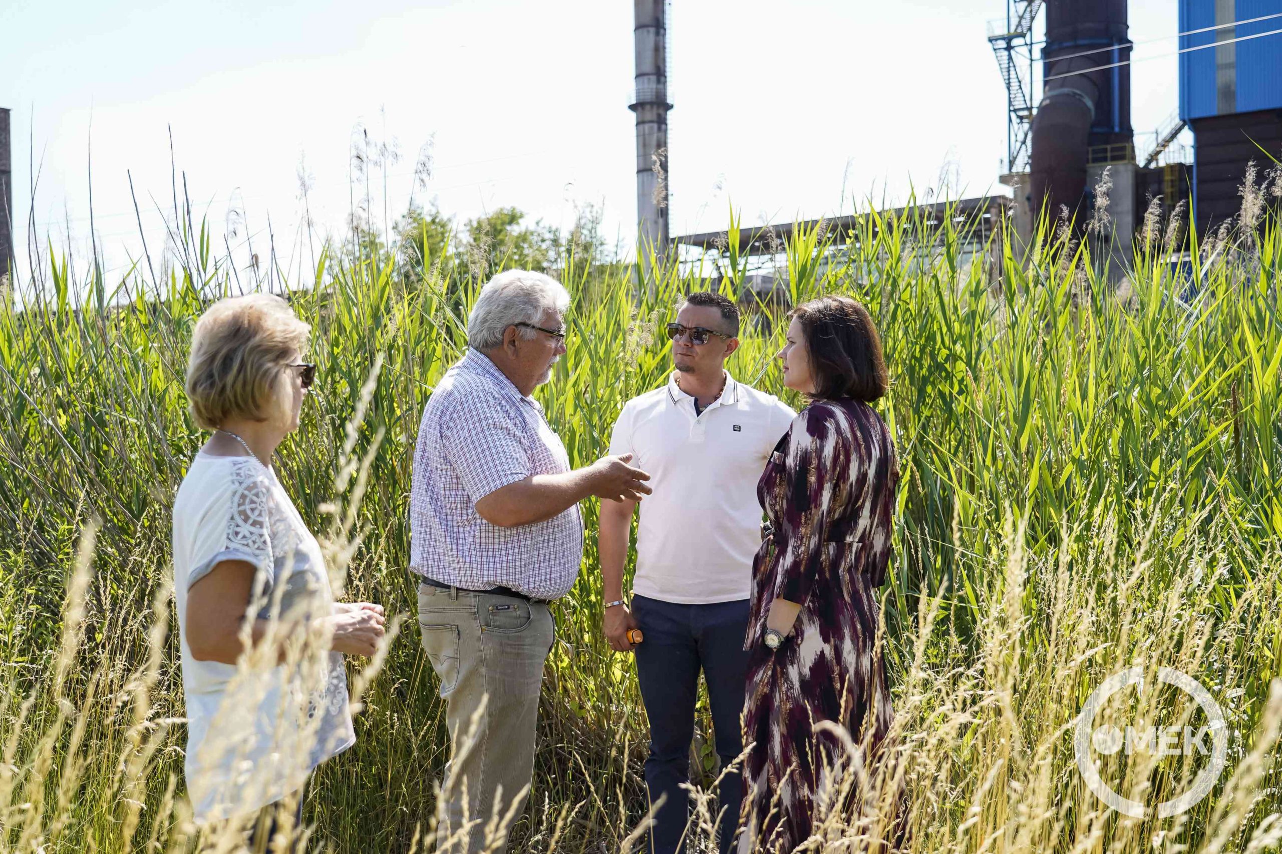 Területbejárást tartott ma Ózdon a városvezetés dr. Németh Csilla országgyűlési képviselővel, az ipari parkot is megtekintették.