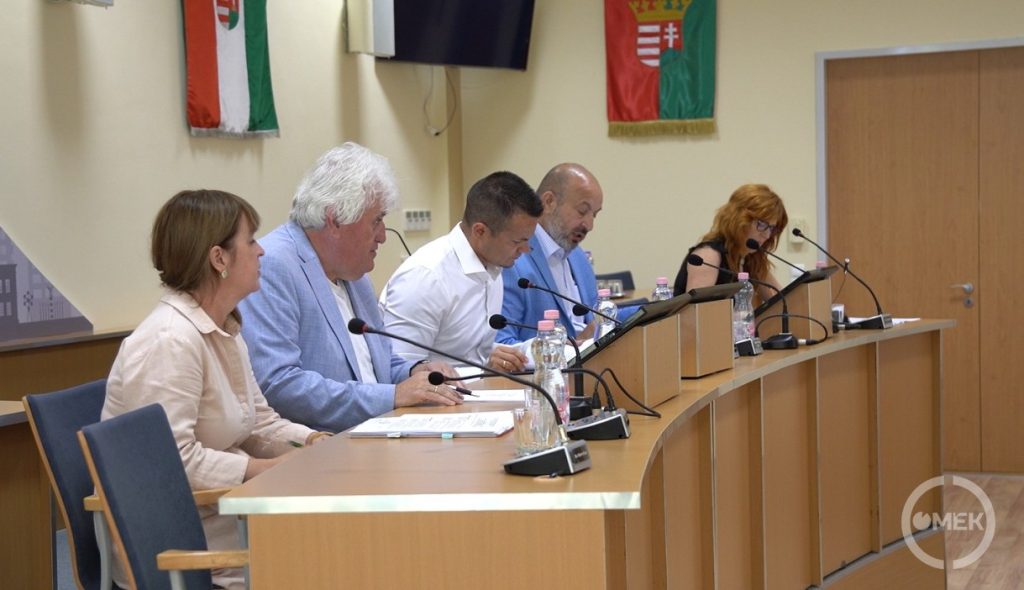 Rendkívüli ülést tartott a Pénzügyi és Gazdasági Bizottság.