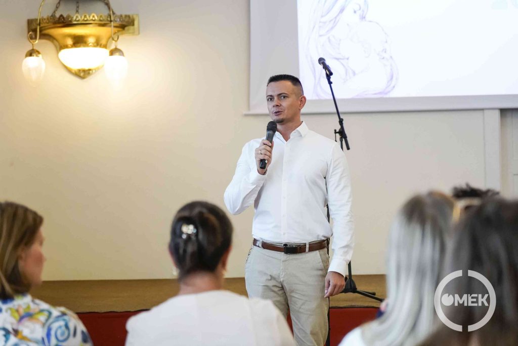 Janiczak Dávid polgármester is mondott beszédet.