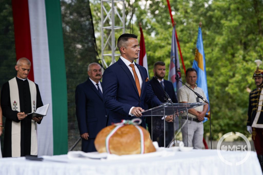 Janiczak Dávid polgármester mondott beszédet.