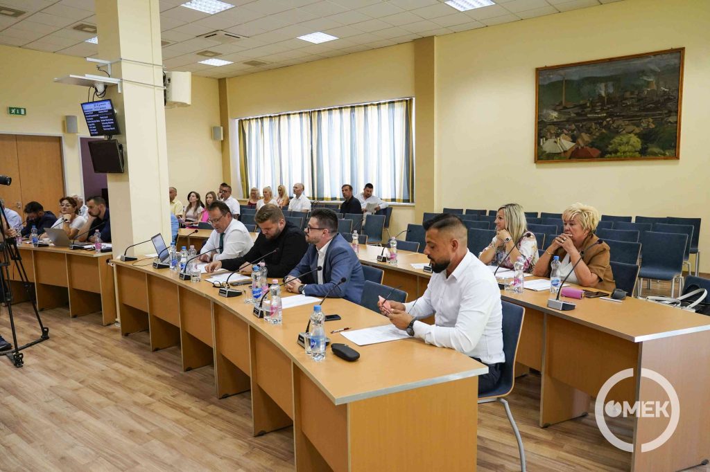 Tizenegy pontról tárgyalt a testület.