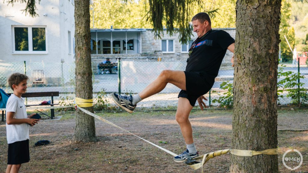 Slackline pálya.