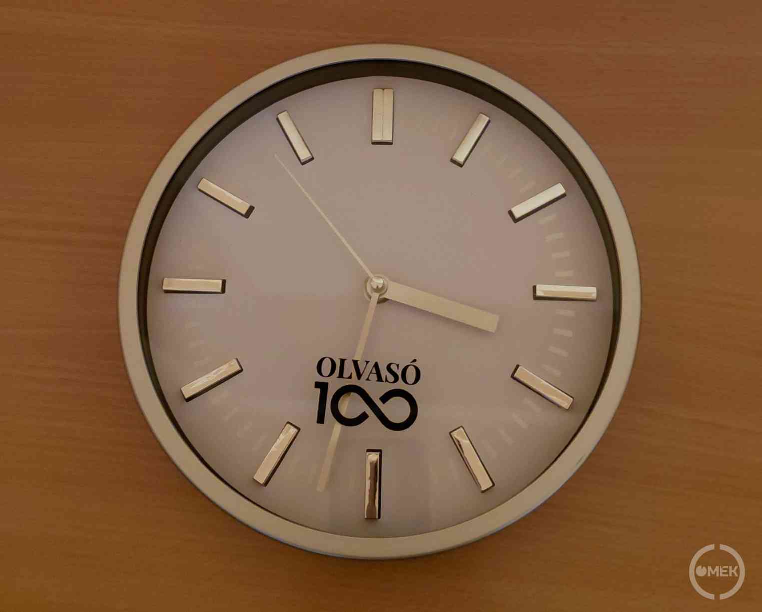 Analóg óra.