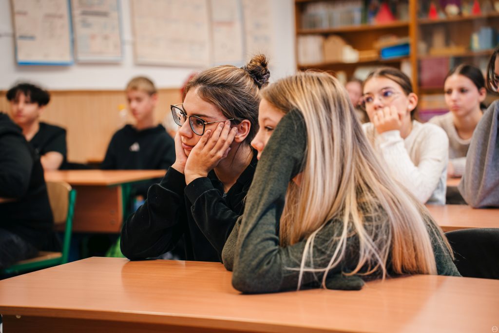 Többen saját kedvencükre gondolva követték az előadást.